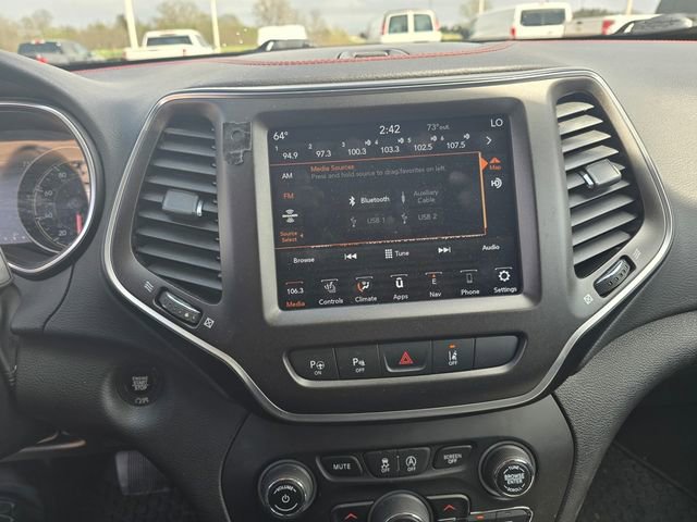 Used 2021 Jeep Cherokee Trailhawk w/ Sun, Sound & Nav Group image 24