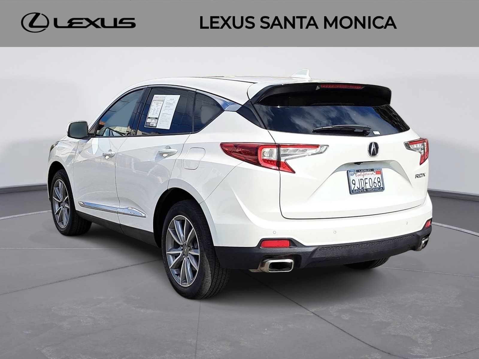 Used 2023 Acura RDX w/ Technology Package FWD image 7