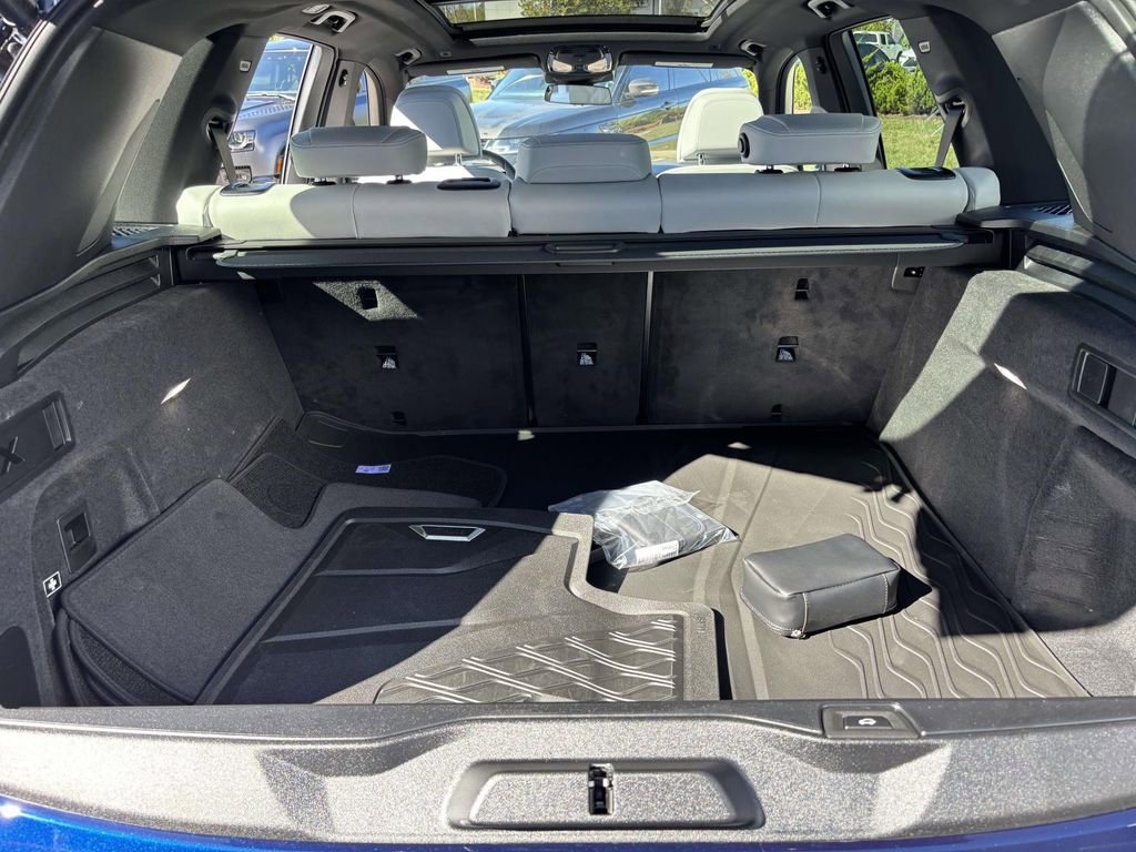 New 2026 BMW X5 xDrive40i w/ M Sport Package image 9