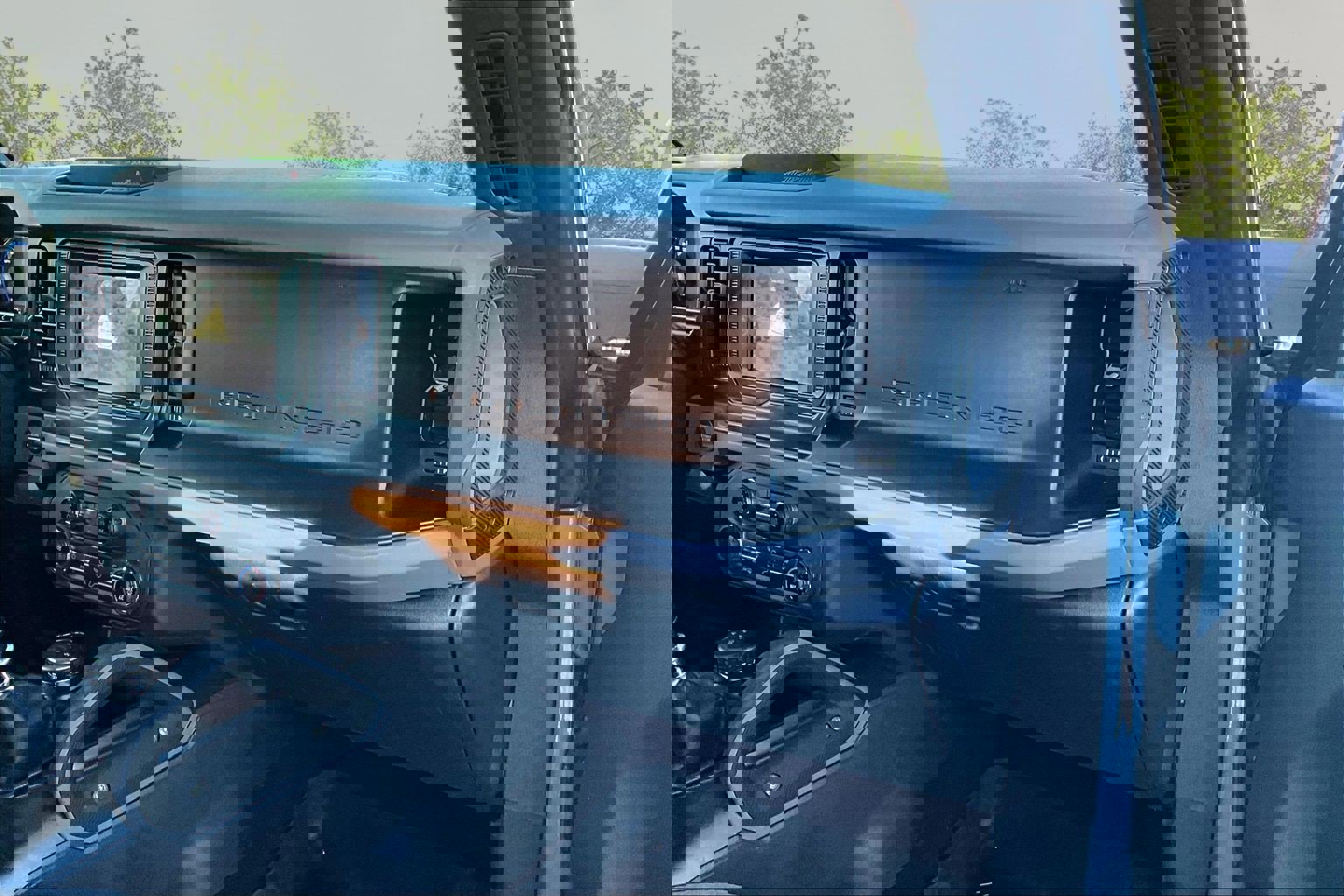 Used 2022 Ford Bronco Big Bend image 17