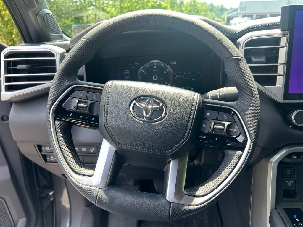 Used 2024 Toyota Tundra Platinum AWD/4WD image 15