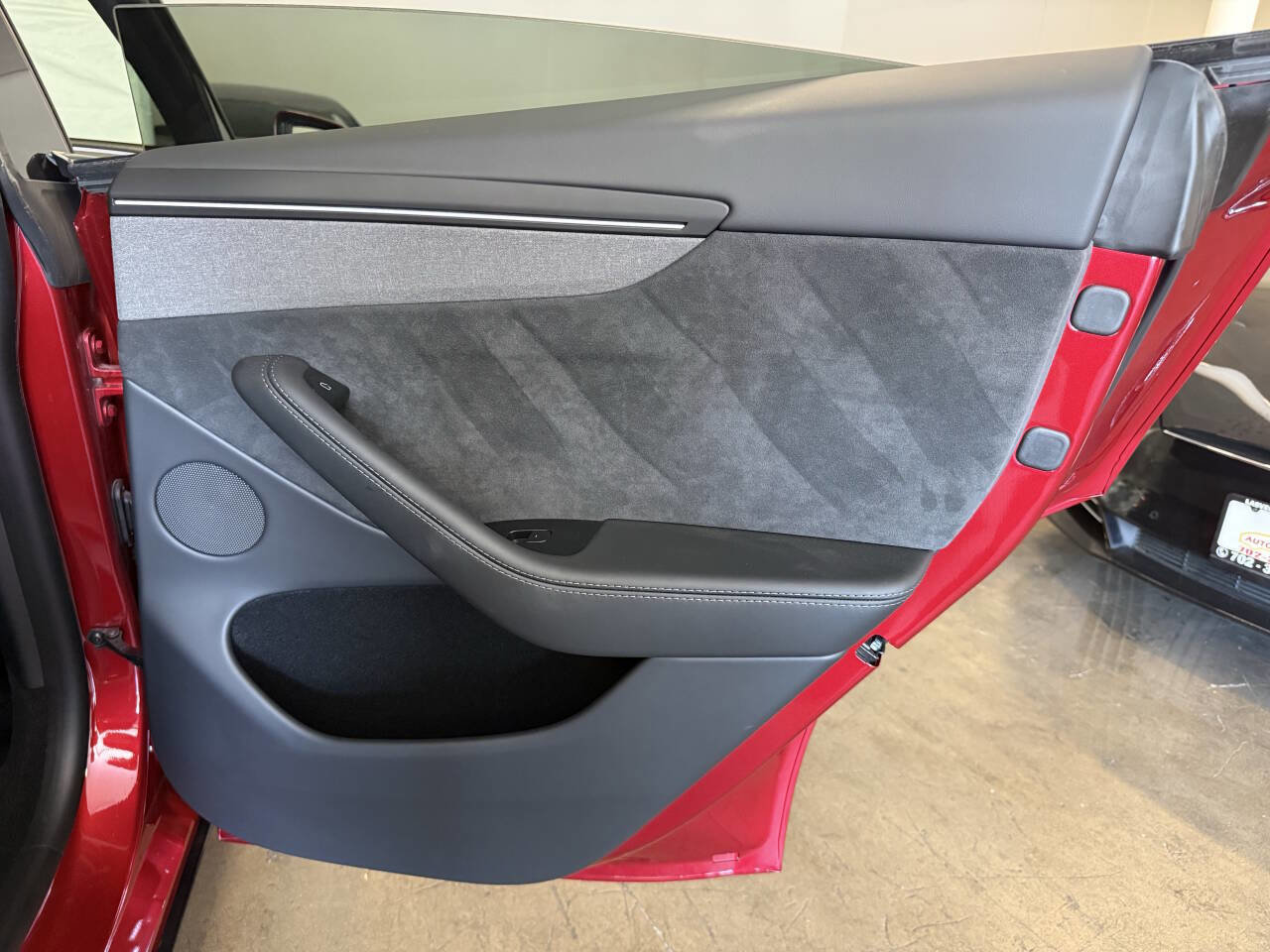 Used 2026 Tesla Model Y 2WD image 23