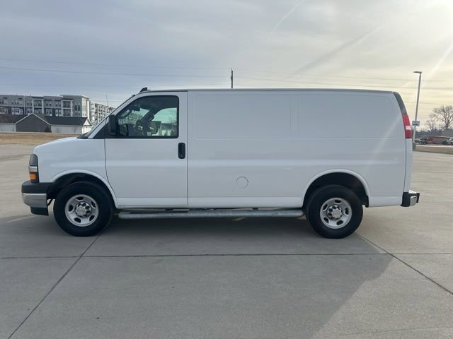 Used 2024 Chevrolet Express 2500 Work Van w/ Driver Convenience Package image 6