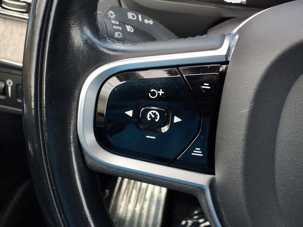 Used 2020 Volvo XC90 T8 Inscription image 29