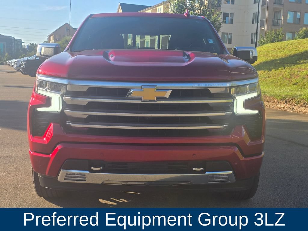 Used 2025 Chevrolet Silverado 1500 High Country AWD/4WD image 5