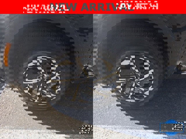 Used 2024 Kia Sportage LX image 9