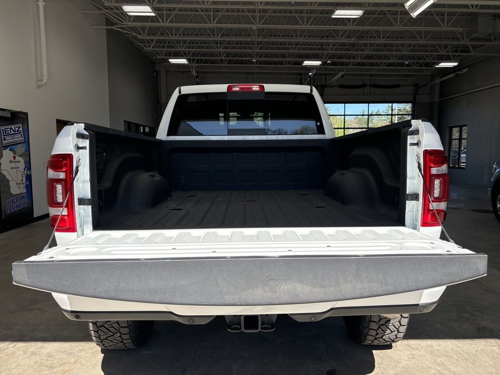 Used 2024 RAM 2500 Laramie AWD/4WD image 11
