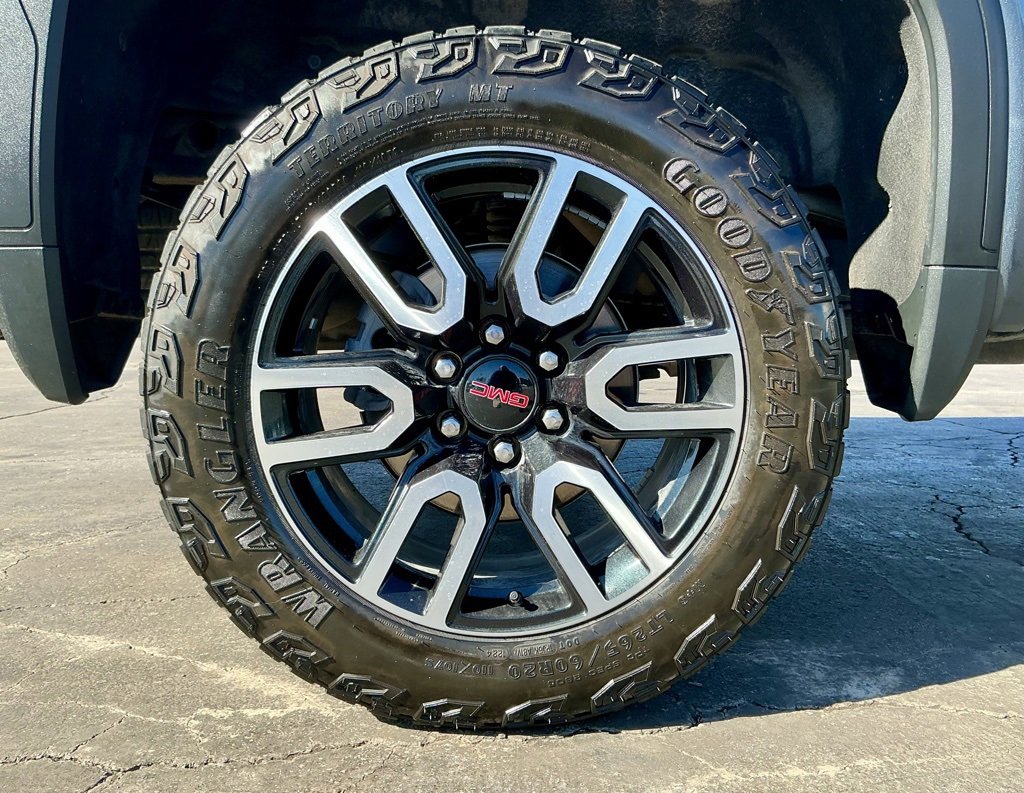 Used 2021 GMC Sierra 1500 AT4 w/ AT4 Value Package image 22