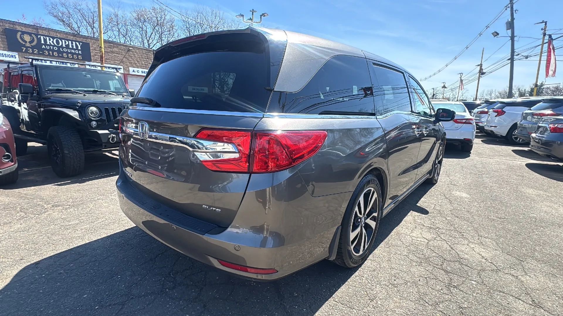 Used 2018 Honda Odyssey Elite image 5