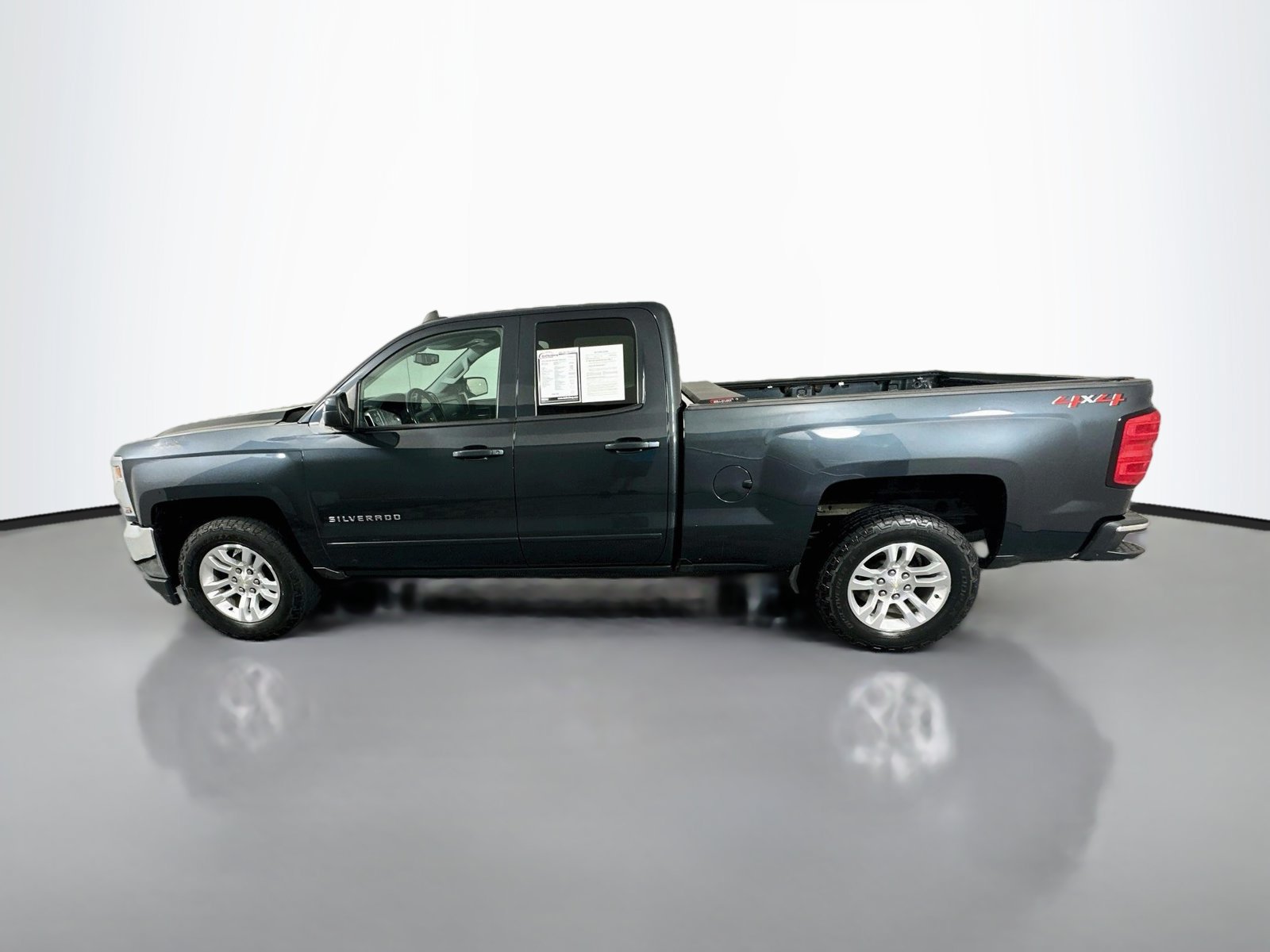 Used 2019 Chevrolet Silverado 1500 LT w/ All Star Edition AWD/4WD image 4