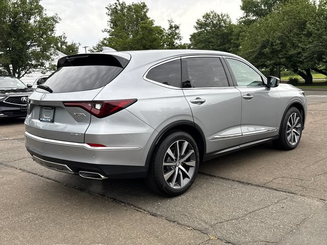 Certified 2026 Acura MDX w/ Technology Package AWD/4WD image 7