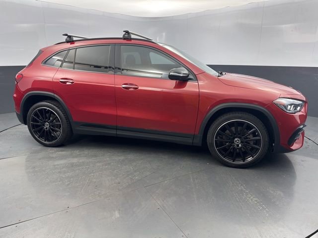 Used 2022 Mercedes-Benz GLA 250 4MATIC image 9