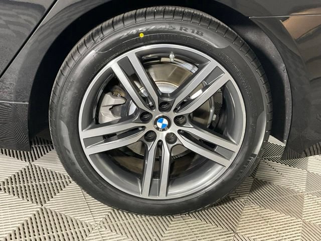 Used 2021 BMW 530e xDrive w/ Premium Package AWD/4WD image 36