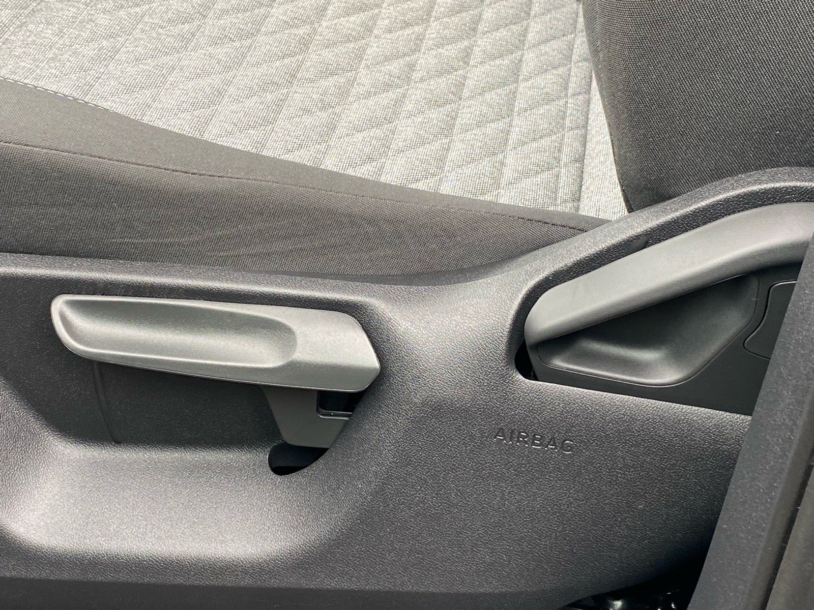 Certified 2026 Volkswagen Tiguan S AWD/4WD image 11