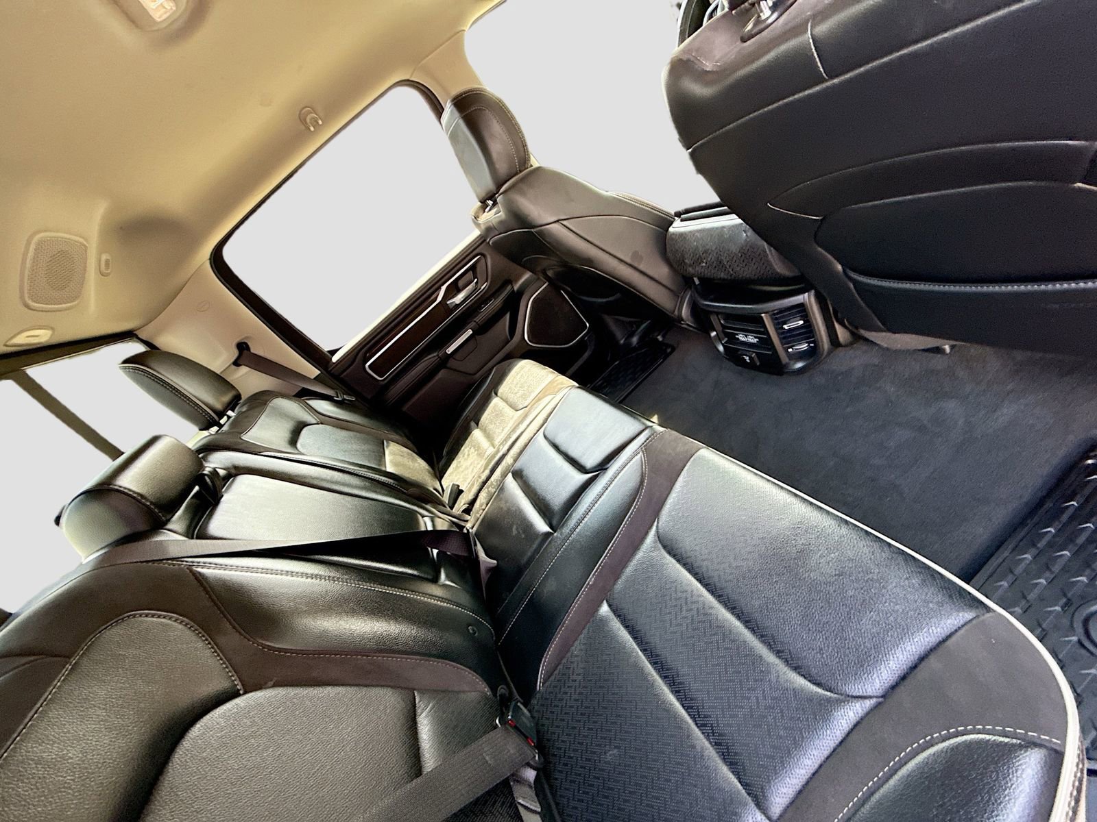 Used 2022 RAM 1500 Laramie RWD image 25
