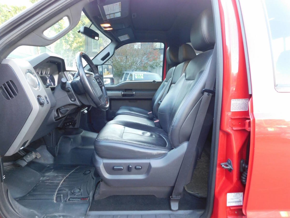 Used 2011 Ford F350 Lariat w/ Lariat Ultimate Pkg AWD/4WD image 6