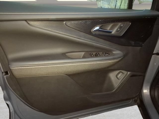 Used 2024 Chevrolet Blazer EV LT AWD/4WD image 14