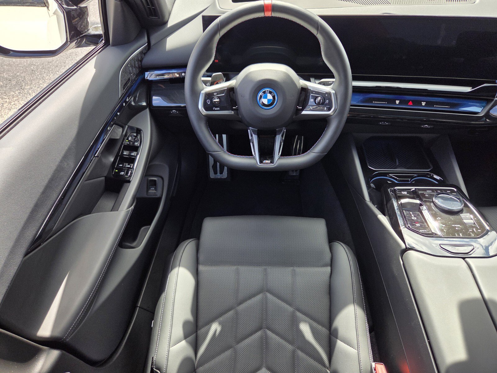 New 2025 BMW i5 M60 w/ Premium Package AWD/4WD image 12