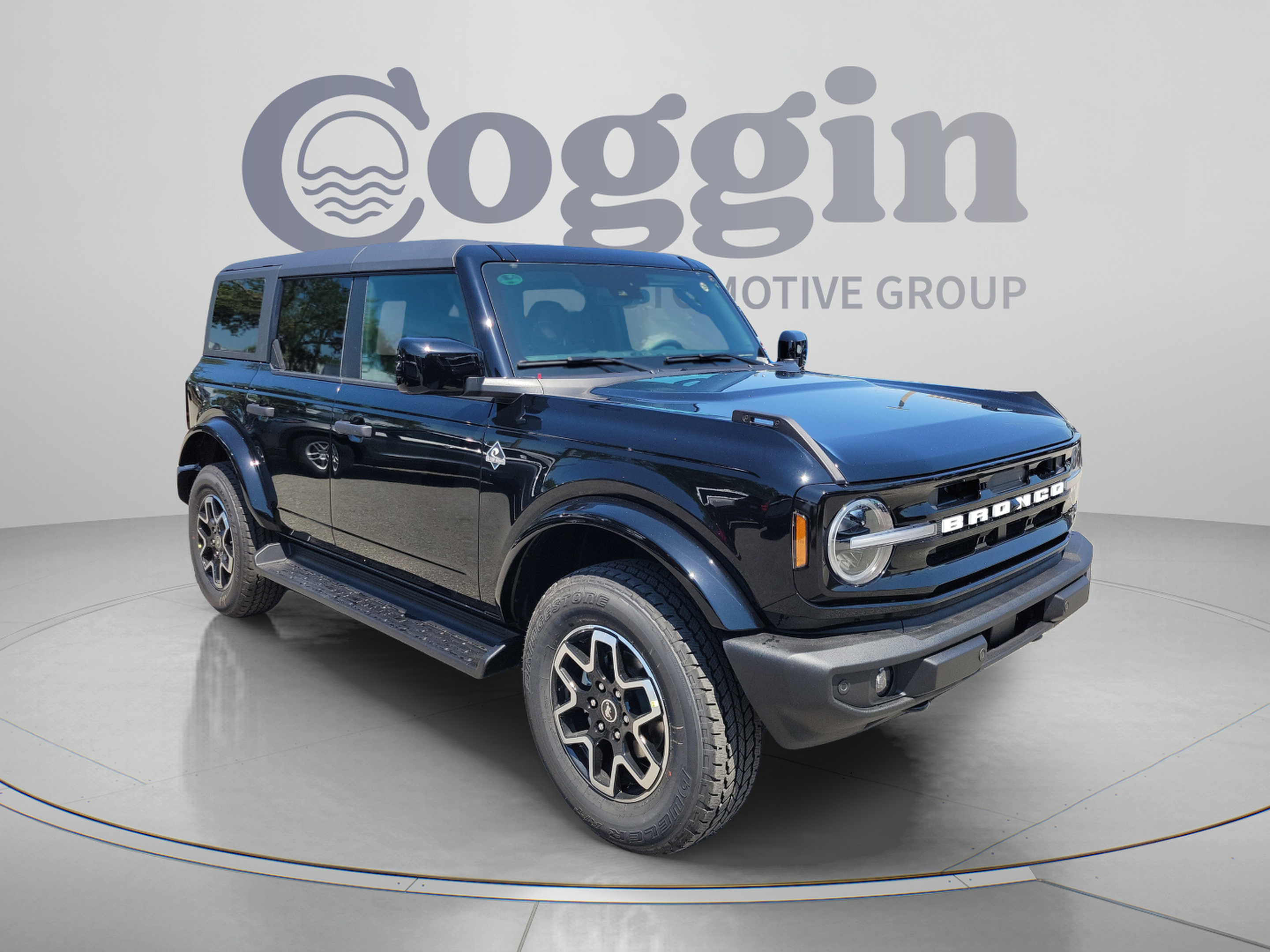 New 2026 Ford Bronco Outer Banks AWD/4WD image 4