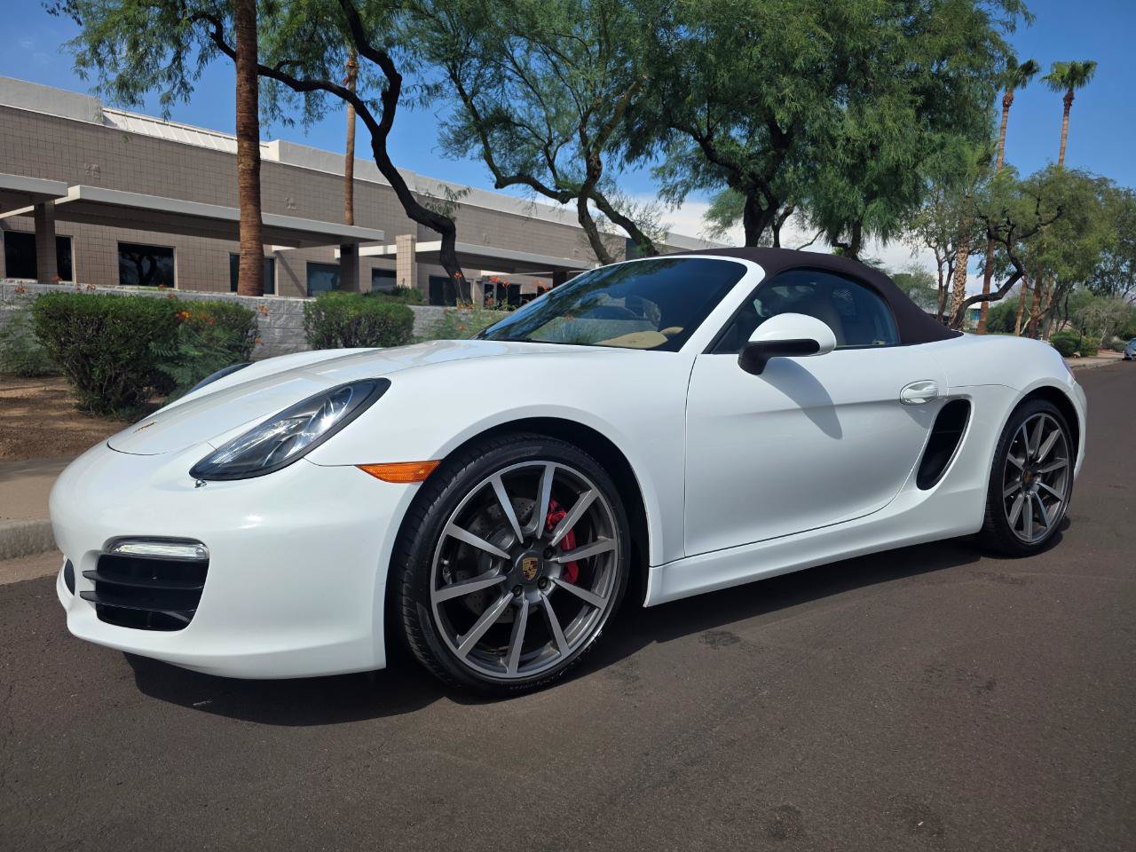 Used 2015 Porsche Boxster S RWD image 3