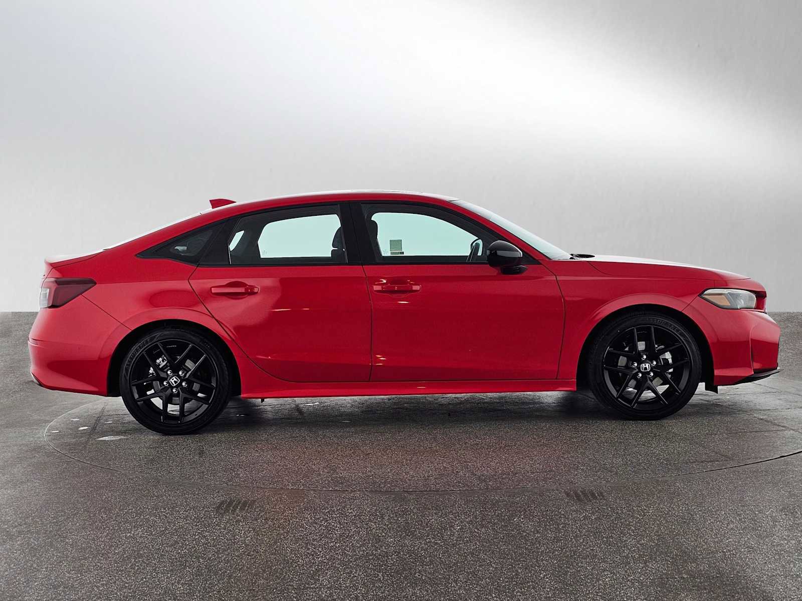 Used 2025 Honda Civic Sport image 2