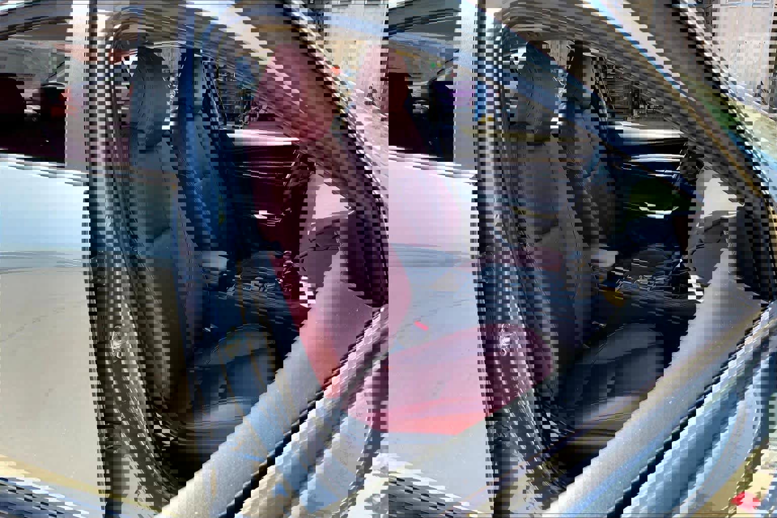 Used 2023 MAZDA MAZDA3 s image 9