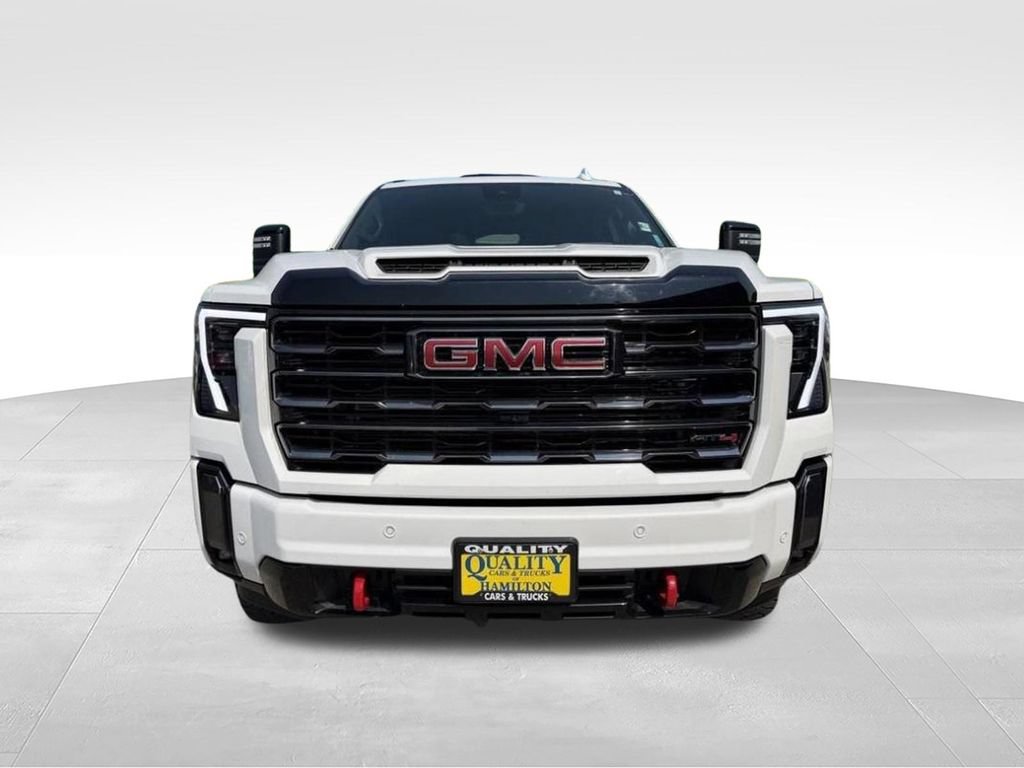Used 2024 GMC Sierra 2500 AT4 w/ Technology Package AWD/4WD image 8