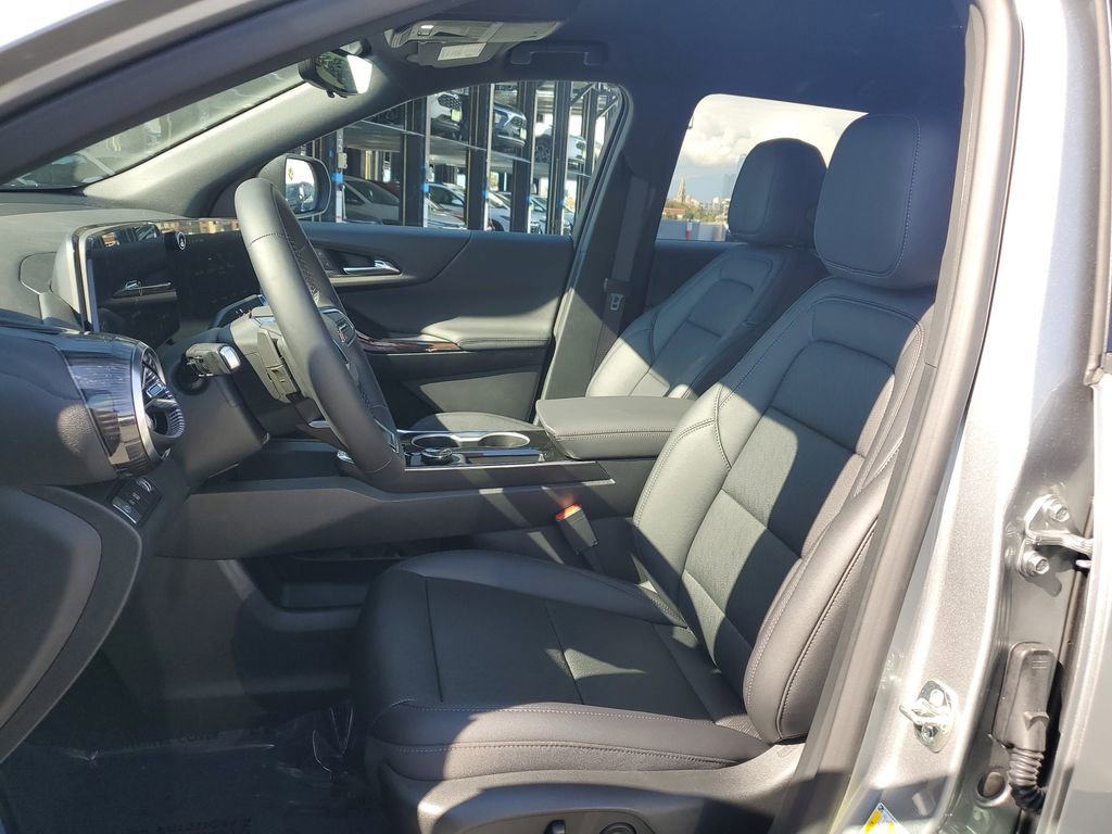 New 2026 Chevrolet Equinox LT image 18