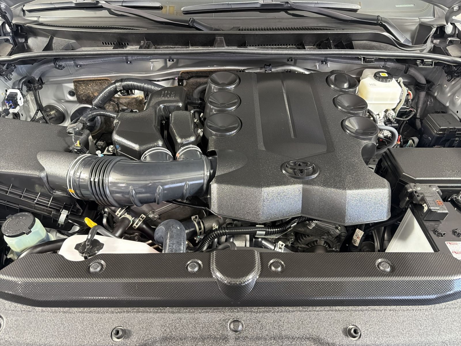 Used 2023 Toyota 4Runner Limited AWD/4WD image 27