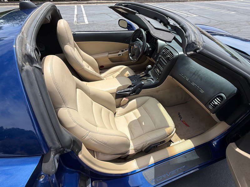 Used 2005 Chevrolet Corvette 2dr Cpe w/ Preferred Equipment Group image 17
