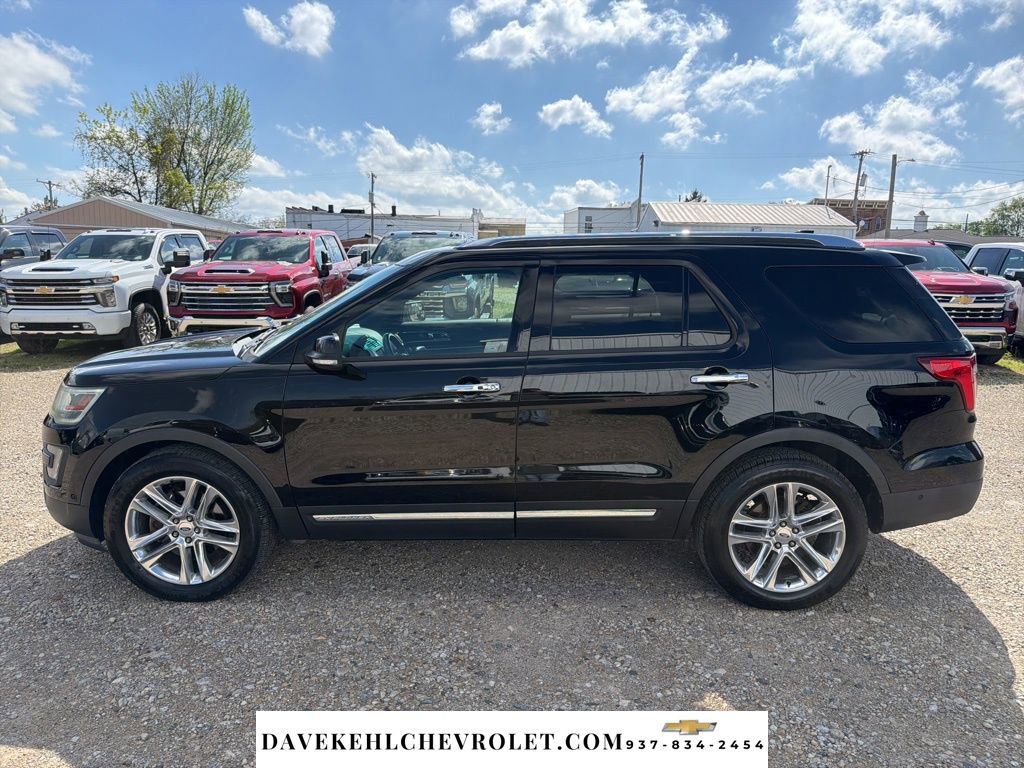 Used 2016 Ford Explorer Limited w/ Equipment Group 301A AWD/4WD image 2