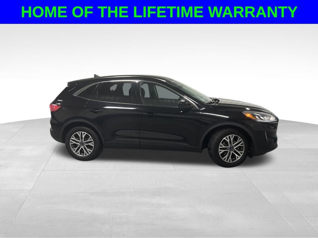 Used 2022 Ford Escape SEL video 2