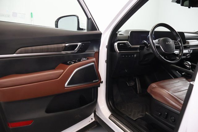 Used 2024 Kia Telluride SX Prestige AWD/4WD image 9