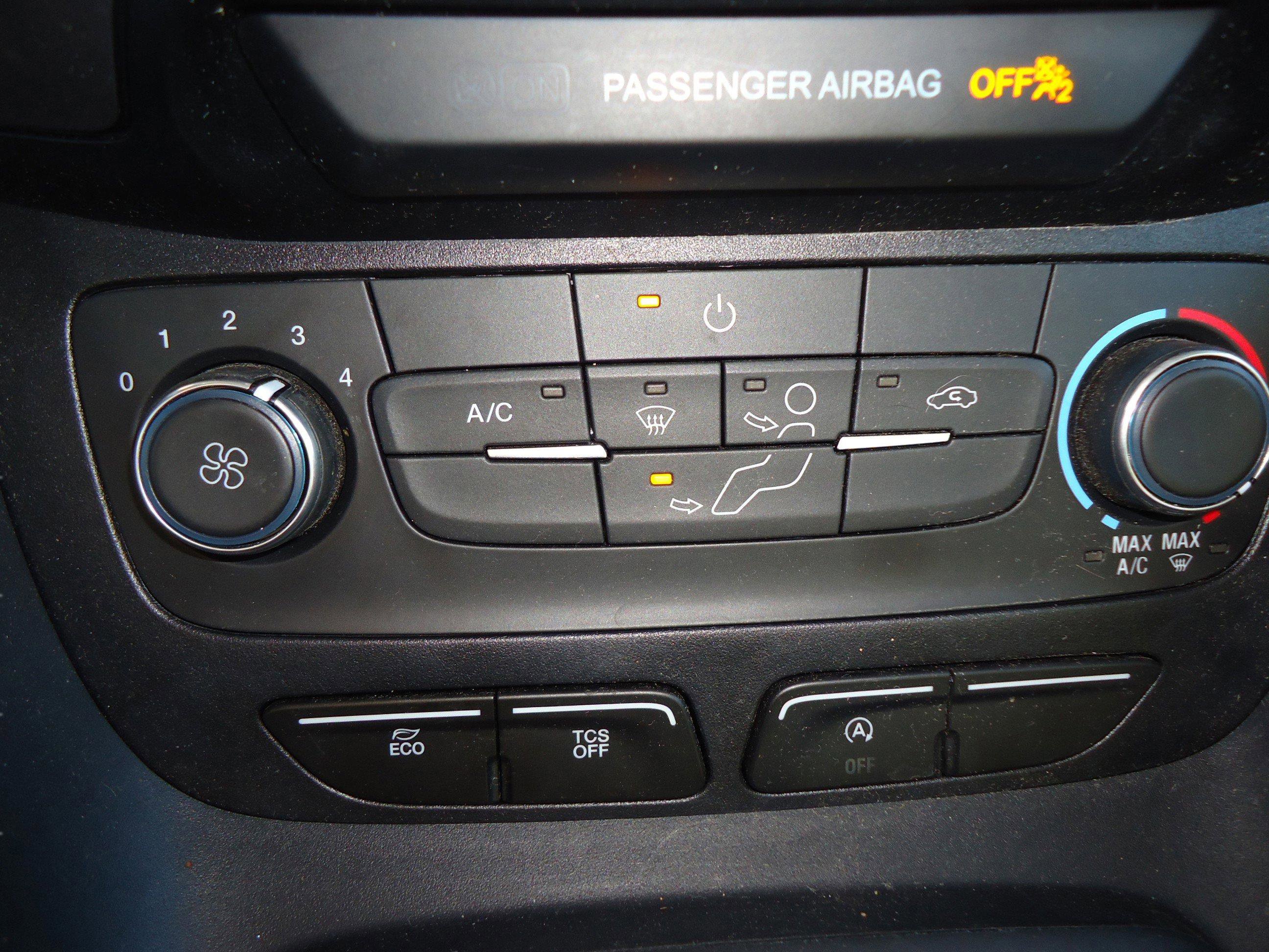 Used 2023 Ford Transit Connect XL image 18