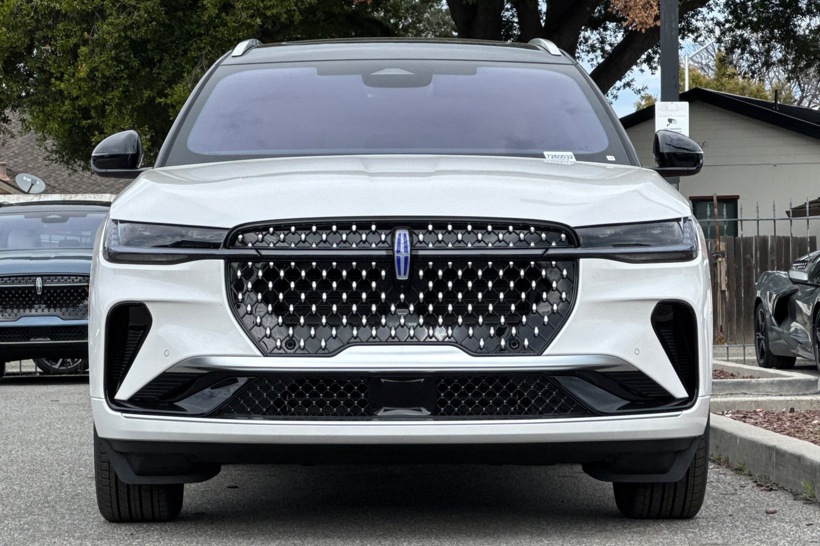 New 2026 Lincoln Nautilus Reserve image 3