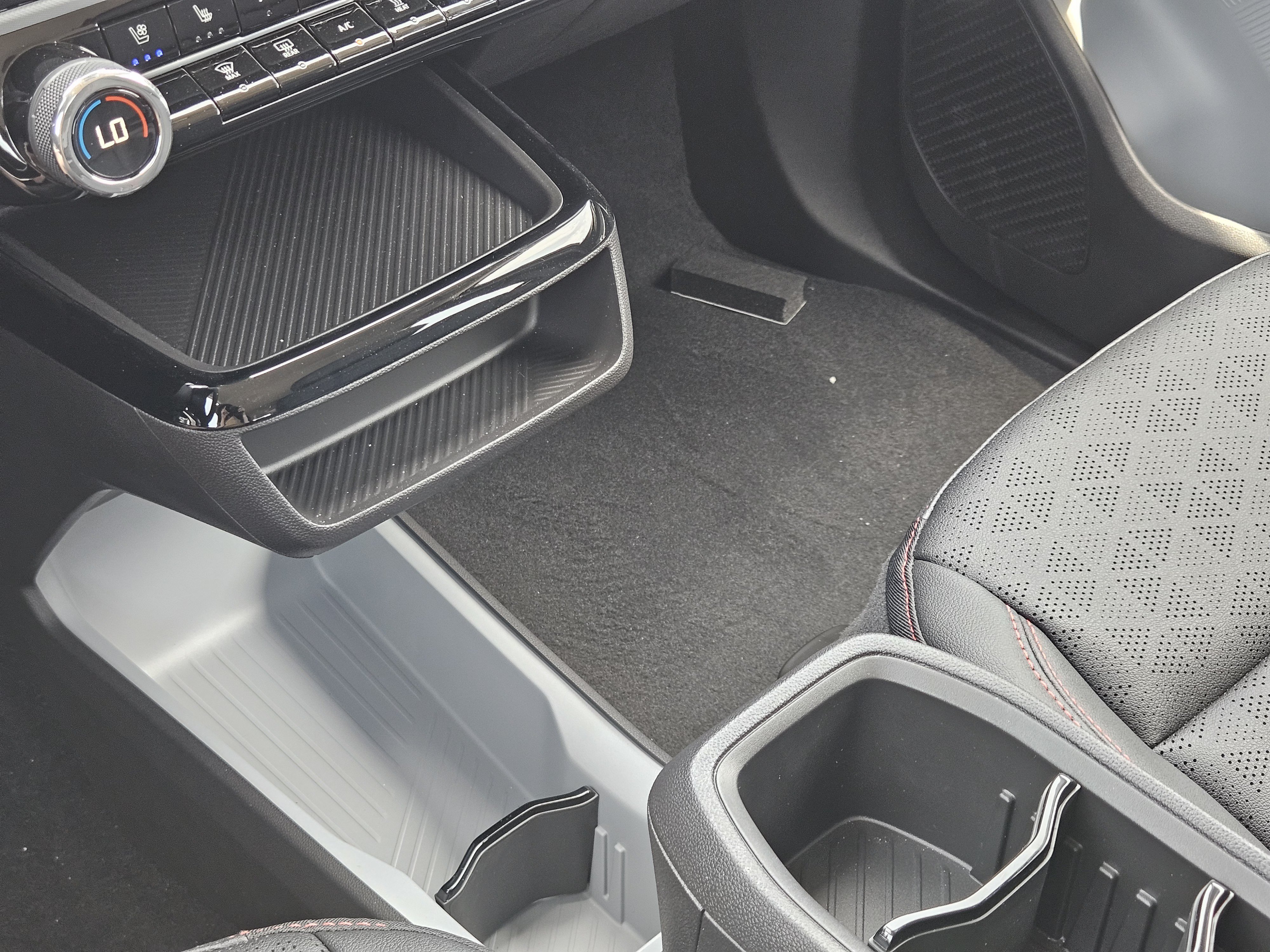 New 2027 Chevrolet Bolt RS FWD image 15