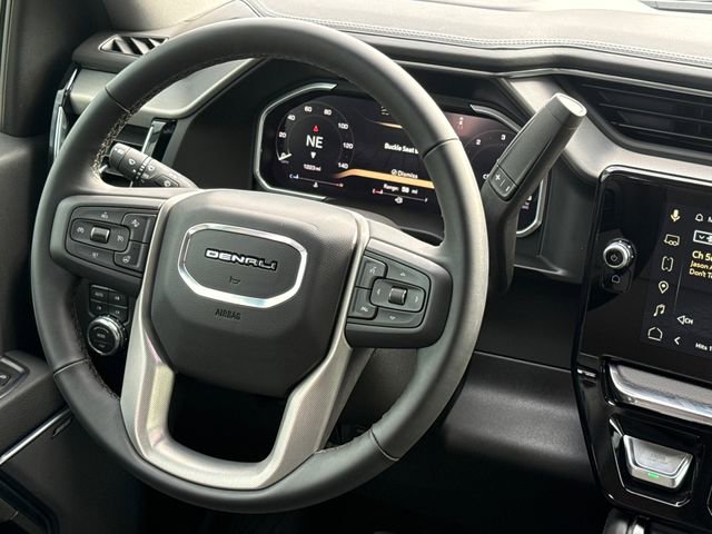 Used 2026 GMC Sierra 3500 Denali w/ Technology Package AWD/4WD image 13