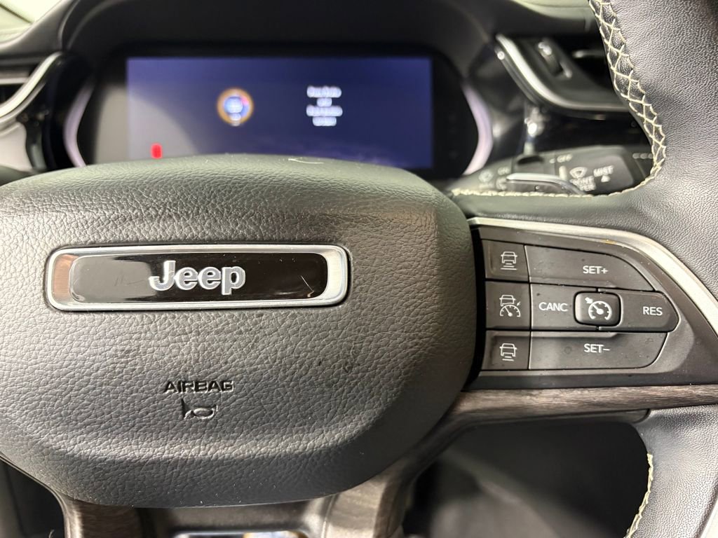 Used 2022 Jeep Grand Cherokee L Limited image 24