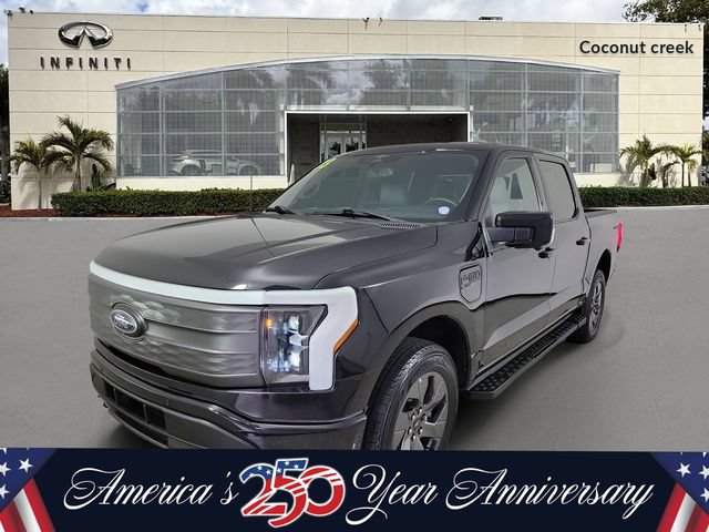 Used 2023 Ford F150 Lightning Lariat AWD/4WD image 2