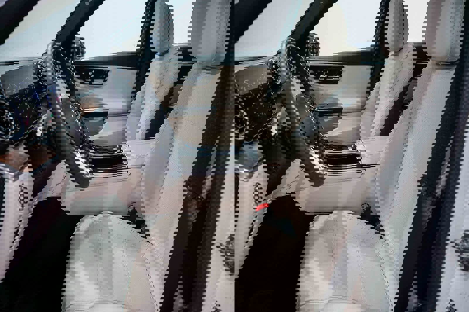 Used 2025 Mercedes-Benz C 300 Sedan image 17