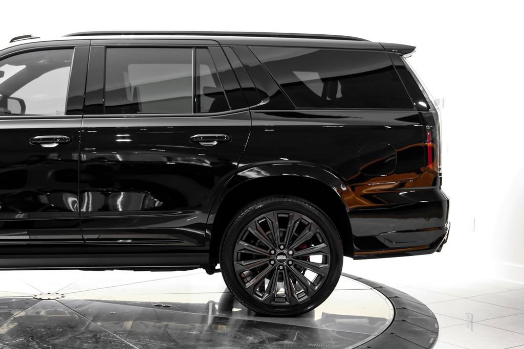 Used 2026 Cadillac Escalade V AWD/4WD image 15