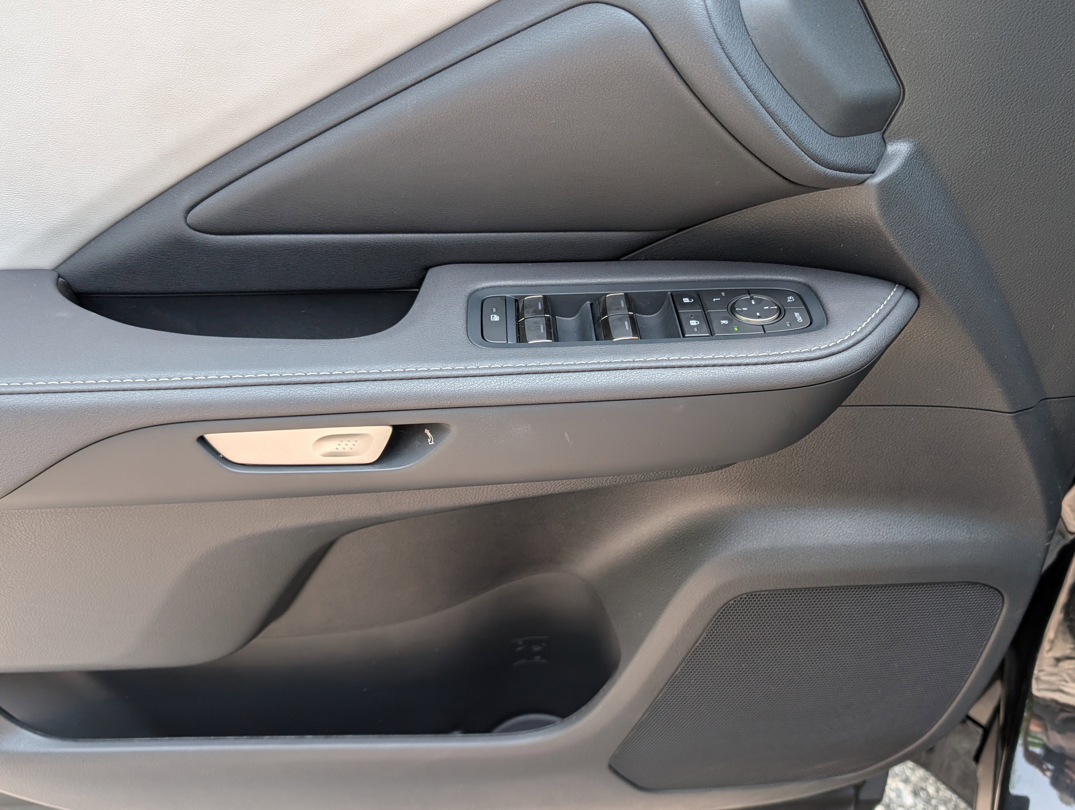 New 2025 Lexus TX 350 FWD image 18