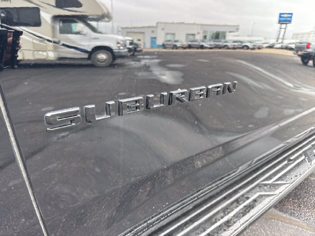 Used 2022 Chevrolet Suburban RST w/ Sport Performance Package AWD/4WD image 33