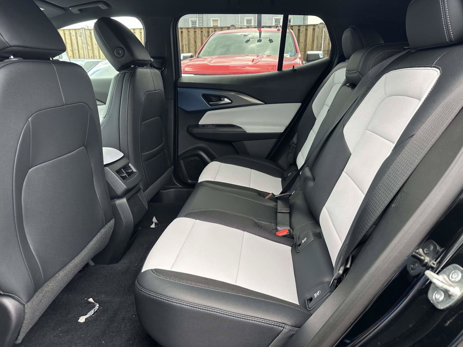 New 2026 Chevrolet Equinox EV LT w/ LPO, Blackout Package FWD image 22