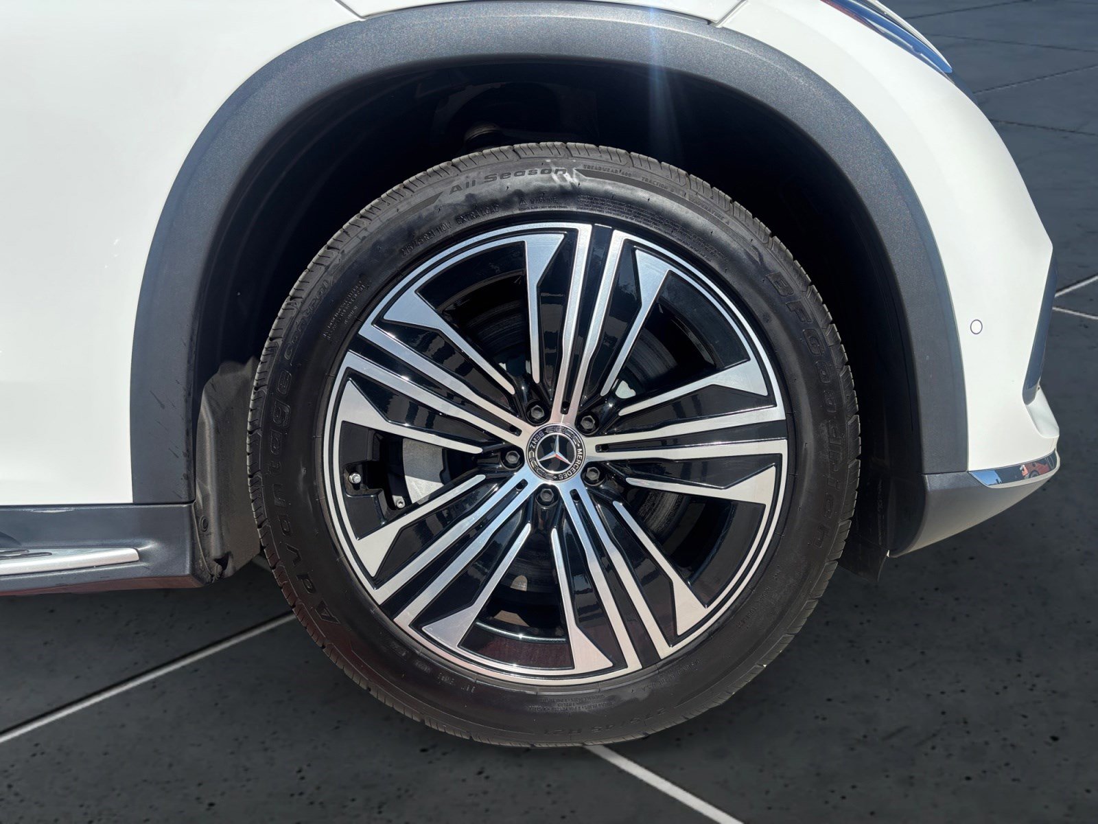 Used 2023 Mercedes-Benz EQS 450+ SUV image 14