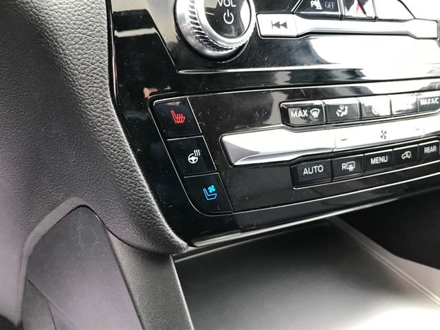 Used 2022 Ford Explorer Limited image 8