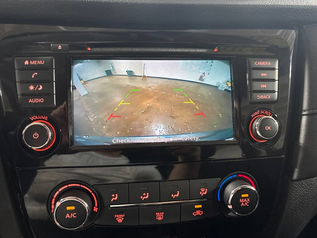 Used 2020 Nissan Rogue S AWD/4WD image 18