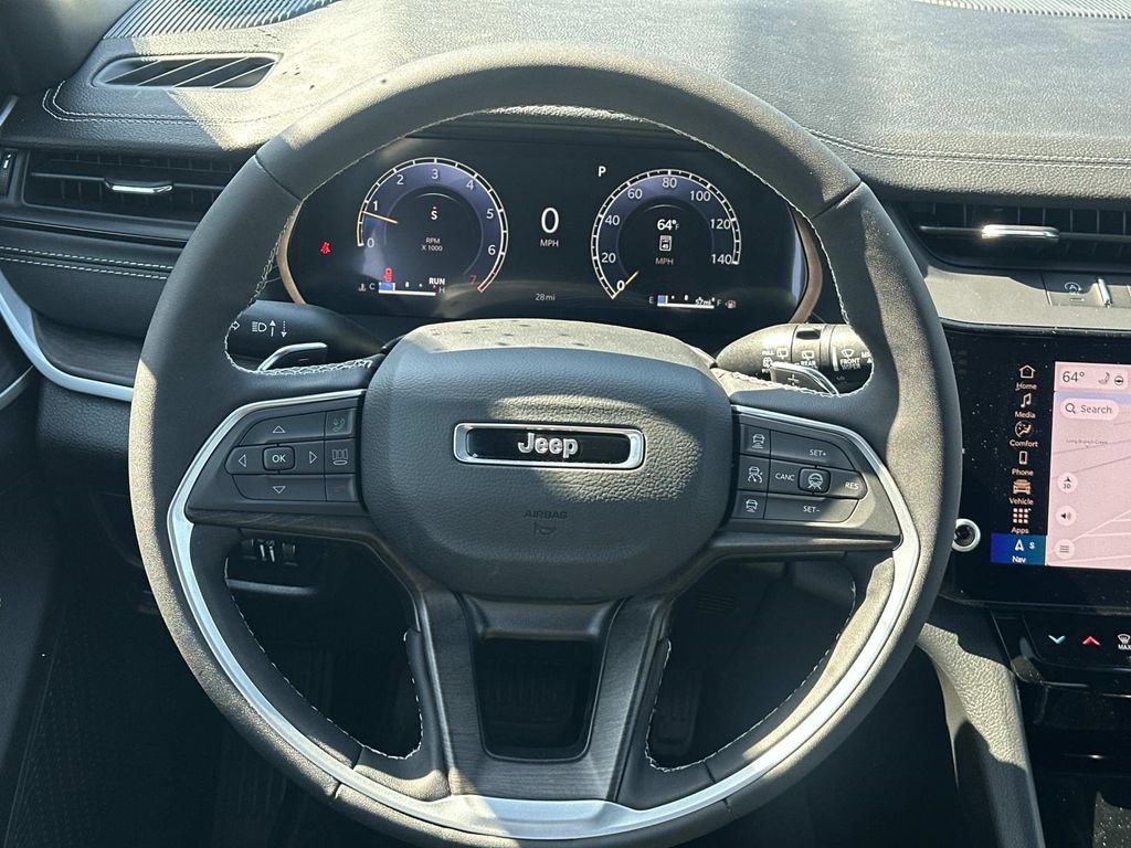 New 2026 Jeep Grand Cherokee Altitude AWD/4WD image 21