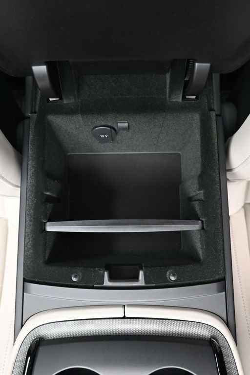 Used 2026 Porsche Panamera 4 image 25