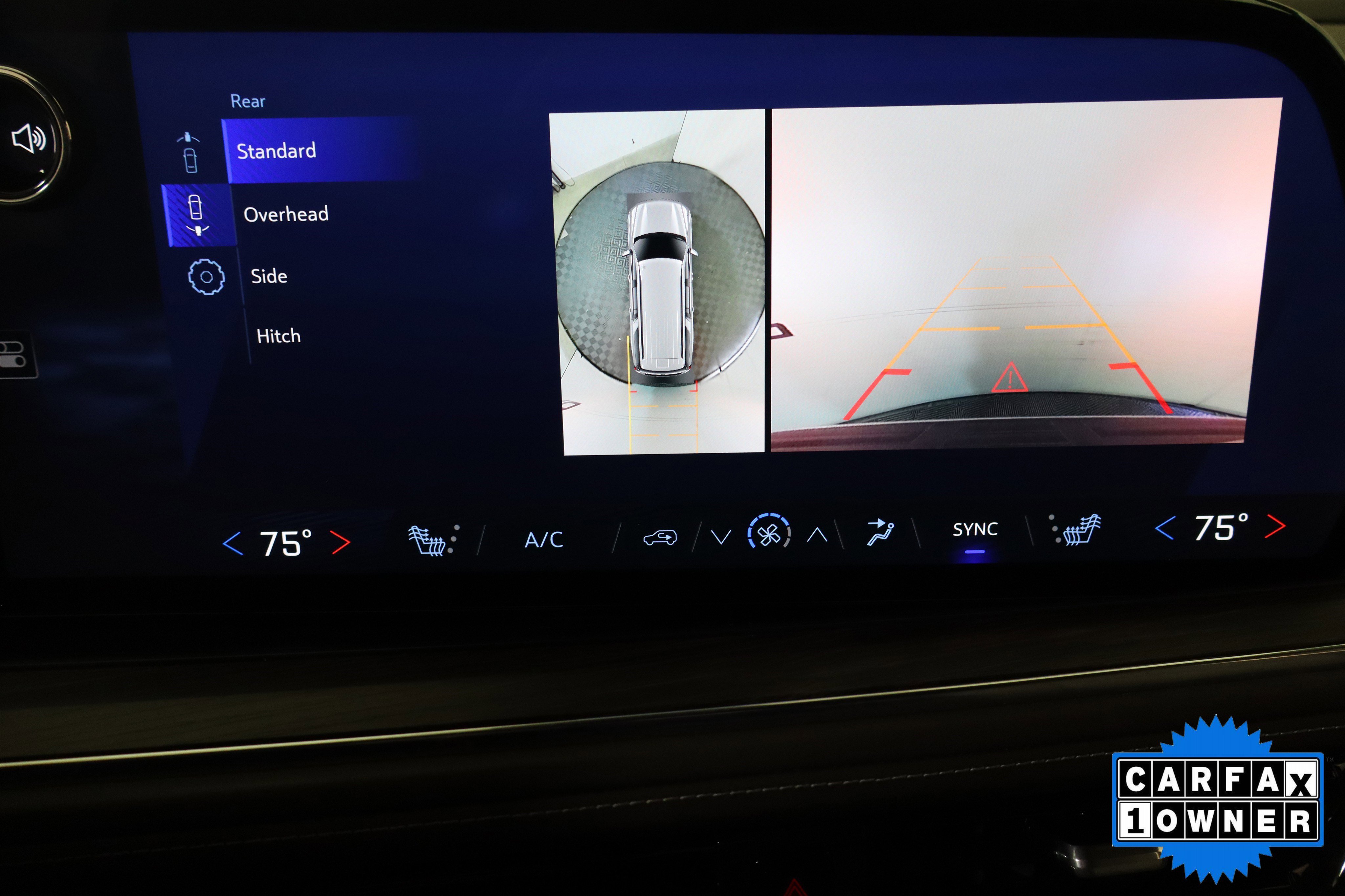 Used 2025 Chevrolet Suburban LT image 26